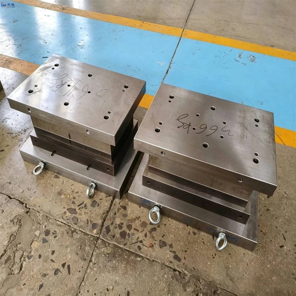 Aluminum Foil Container Mould With Automatic Stacking Feature high quality