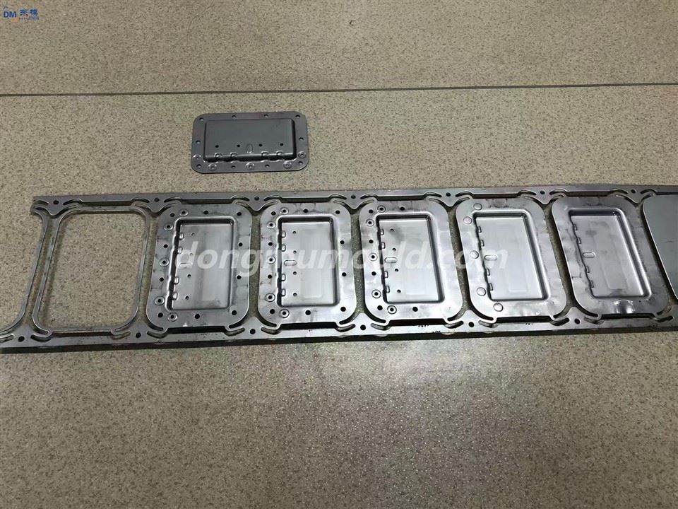 Carbide-Insert Progressive Die For HVAC Heat Exchanger Fins