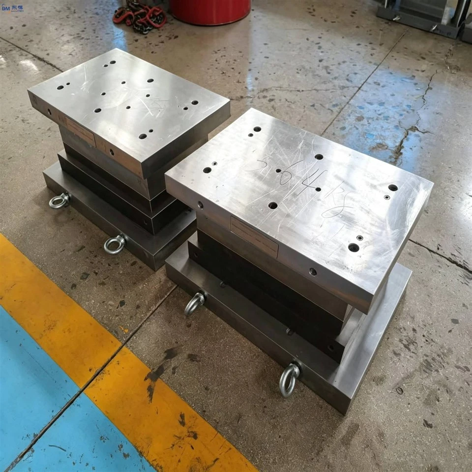 Hydraulic Press Mold For Aluminum Foil Container Production manufacturers