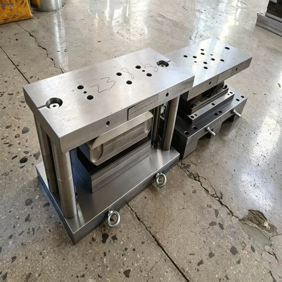 Progressive Stamping Die For Machinery Part Blanks high quality