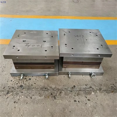 Multi-Row Progressive Stamping Die For Miniature Spring Contacts